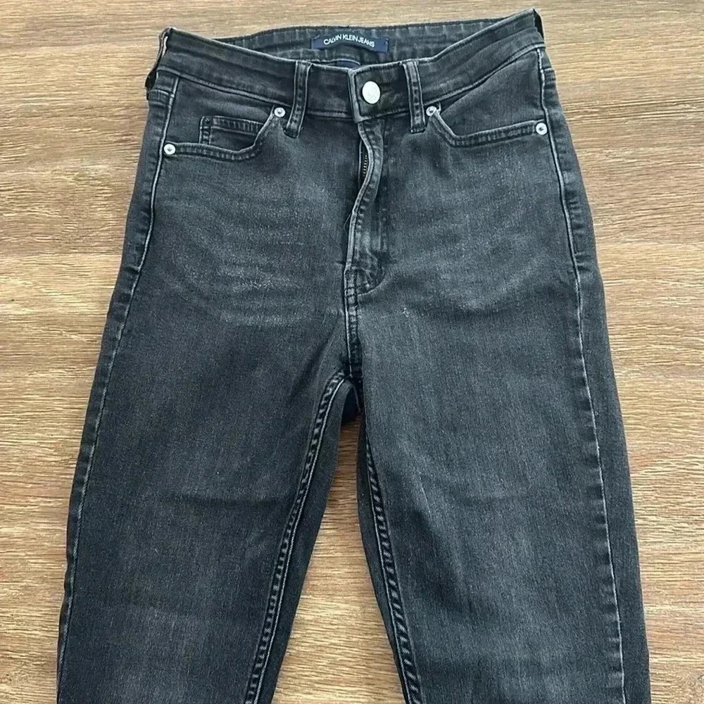 Calvin Klein High Rise Skinny Jeans Black 27x32